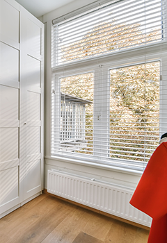 Aluminum Venetian Blinds in El Segundo